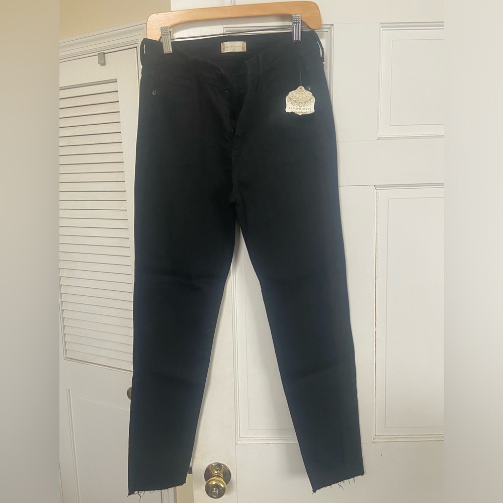 High waist black jeans.. size 29.. never worn